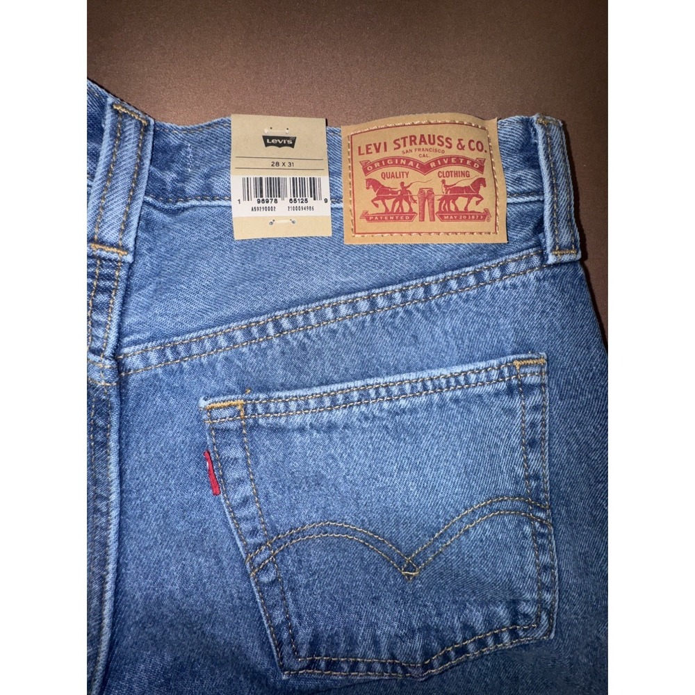 Levis '94 Baggy Wide Leg Jeans Womens 28x30 Blue Denim Loose Mid Rise Light Wash - Picture 3 of 9